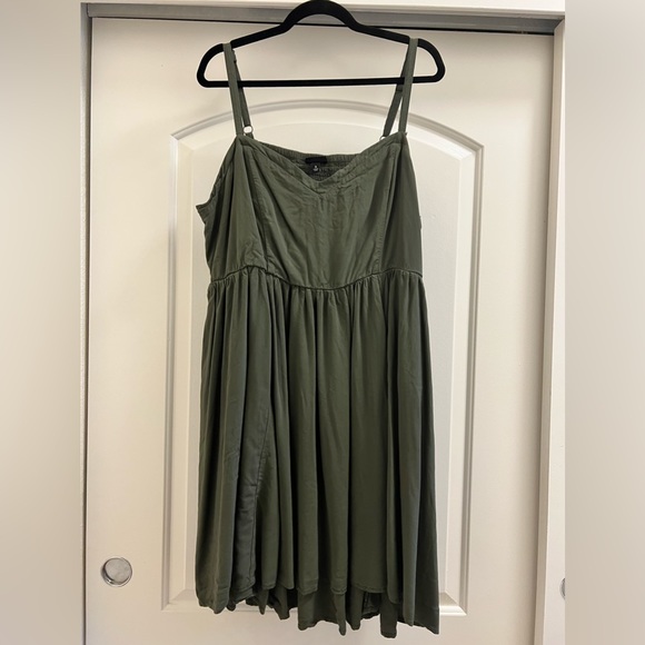 torrid Dresses & Skirts - Torrid Green Sun Dress